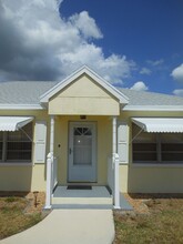 1610 Binney Dr in Fort Pierce, FL - Building Photo - Building Photo