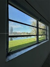 2940 NE 203rd St in Aventura, FL - Building Photo - Building Photo