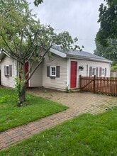 622 E 4th Ave in Naperville, IL - Building Photo - Building Photo