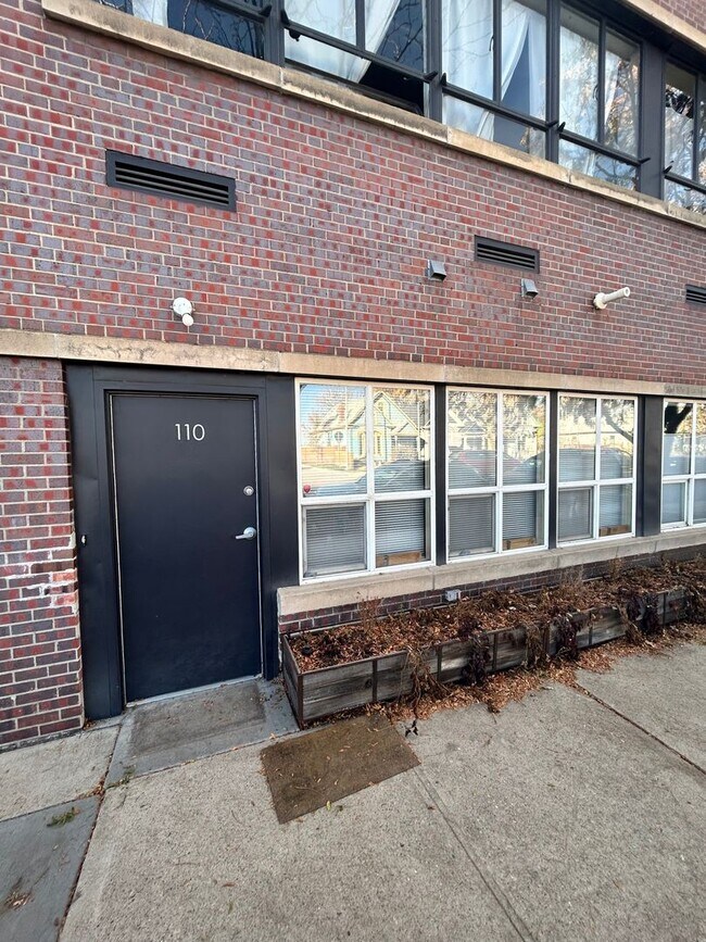 1777 E 39th Ave in Denver, CO - Building Photo - Building Photo