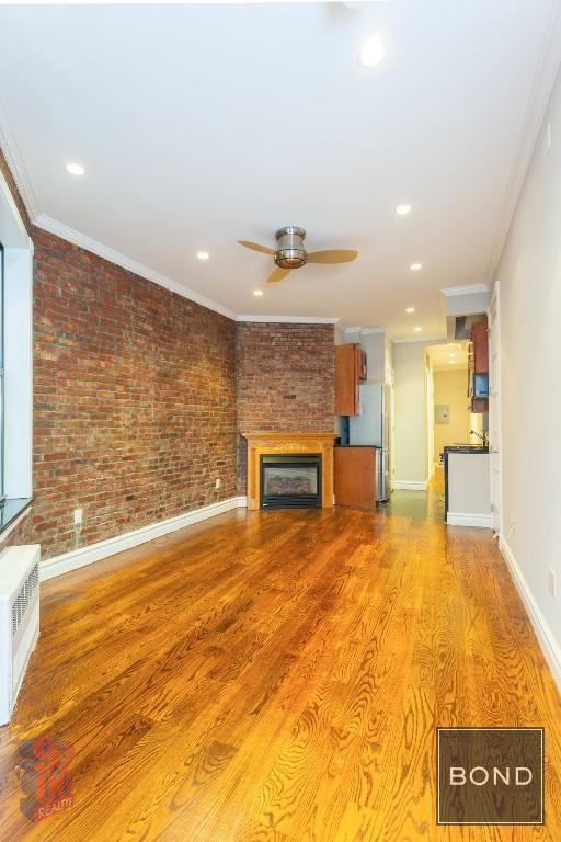 309 W 97th St in New York, NY - Building Photo - Building Photo
