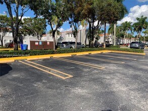4720 NW 114th Ave in Doral, FL - Building Photo - Building Photo