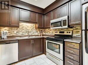 26 O'Connor Ln in Guelph, ON - Building Photo - Building Photo