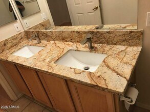 2037 E Riviera Dr in Chandler, AZ - Building Photo - Building Photo