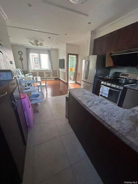 57-12 157th St, Unit First floor Rear in Queens, NY - Building Photo - Building Photo