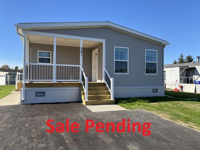 property at 261 Crestwood Dr