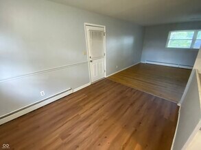 8044 Beechwood Ave in Indianapolis, IN - Building Photo - Building Photo