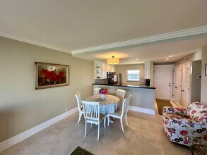 310 S Ocean Blvd in Boca Raton, FL - Building Photo - Building Photo