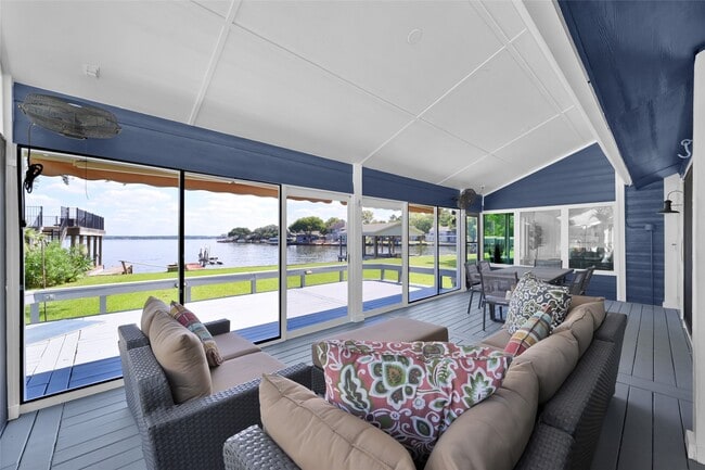 property at 39 Lakeview Village