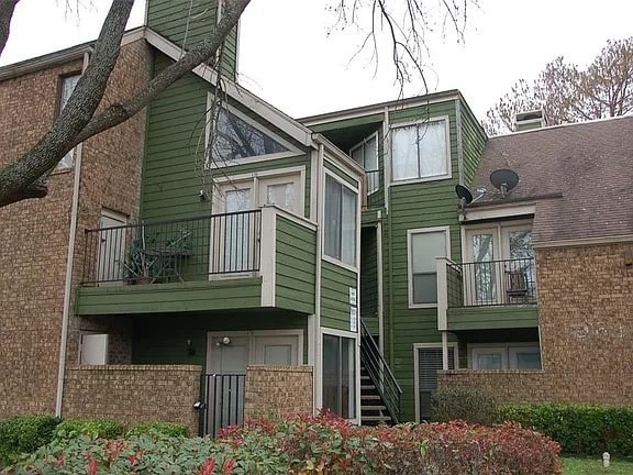 property at 9815 Walnut St