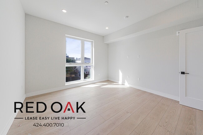 property at 5320 Cartwright Ave