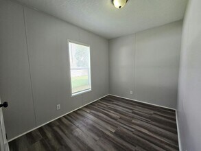 7230 Greenbrier Village Rd in Lakeland, FL - Building Photo - Building Photo