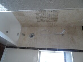 381 Upland Blvd in Las Vegas, NV - Building Photo - Building Photo