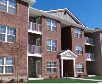 Villas at October in Suffolk, VA - Building Photo - Building Photo