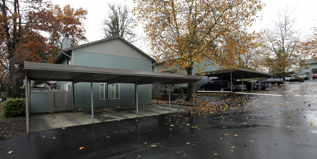 Park Crest Townhouses in Sandy, OR - Building Photo - Other