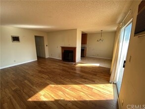 3127 Bagley Ave-Unit -202 in Los Angeles, CA - Building Photo - Building Photo