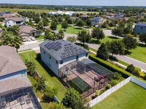 2044 Solar Dr in Winter Garden, FL - Building Photo - Building Photo