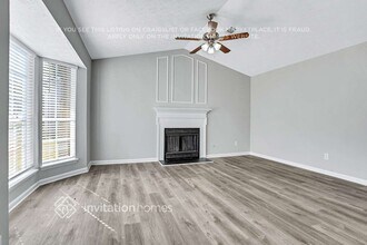 2071 W Morgan's Bluff Ct in Lithonia, GA - Building Photo - Building Photo