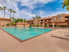 3031 N Civic Center Plz in Scottsdale, AZ - Foto de edificio - Building Photo