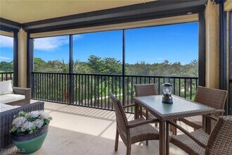 7008 Pelican Bay Blvd in Naples, FL - Building Photo - Building Photo