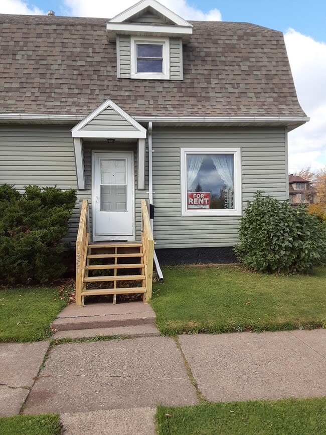 1801 Cumming Ave, Unit 1801