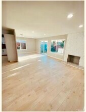 15621 California St in Tustin, CA - Building Photo - Building Photo