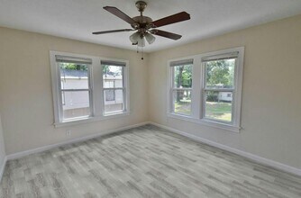 5606 Robertson St in Houston, TX - Building Photo - Building Photo