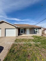 1113-1117 W Oregon St in Evansville, IN - Building Photo