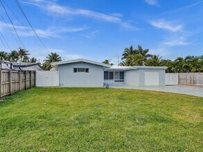 2525 Gulfstream Ln in Fort Lauderdale, FL - Foto de edificio - Building Photo