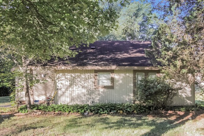 property at 6009 Falstaff Dr