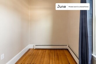 Private bedroom in 4 bed/1 bath Home in Boston, MA - Building Photo - Building Photo