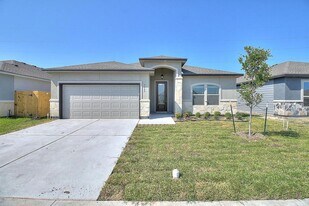7522 Sable Creek Dr in Corpus Christi, TX - Building Photo
