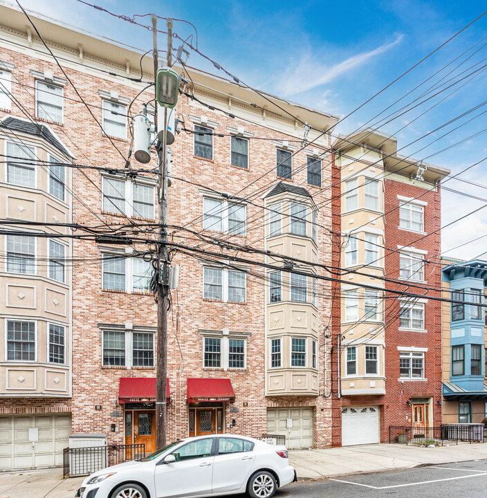 124 Monroe St in Hoboken, NJ - Building Photo