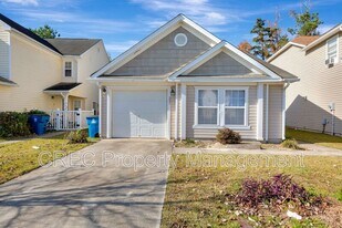 221 Chemistry Cir in Ladson, SC - Building Photo