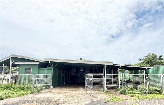 87-1698-1698 Farrington Hwy in Waianae, HI - Building Photo - Building Photo