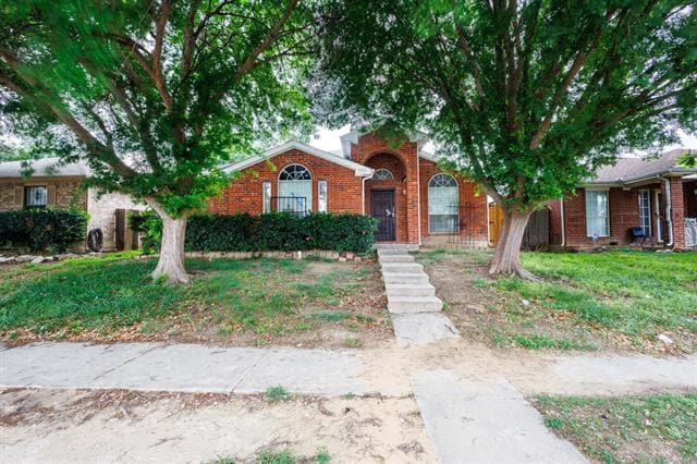 7133 Amber Dr in Dallas, TX - Building Photo - Building Photo