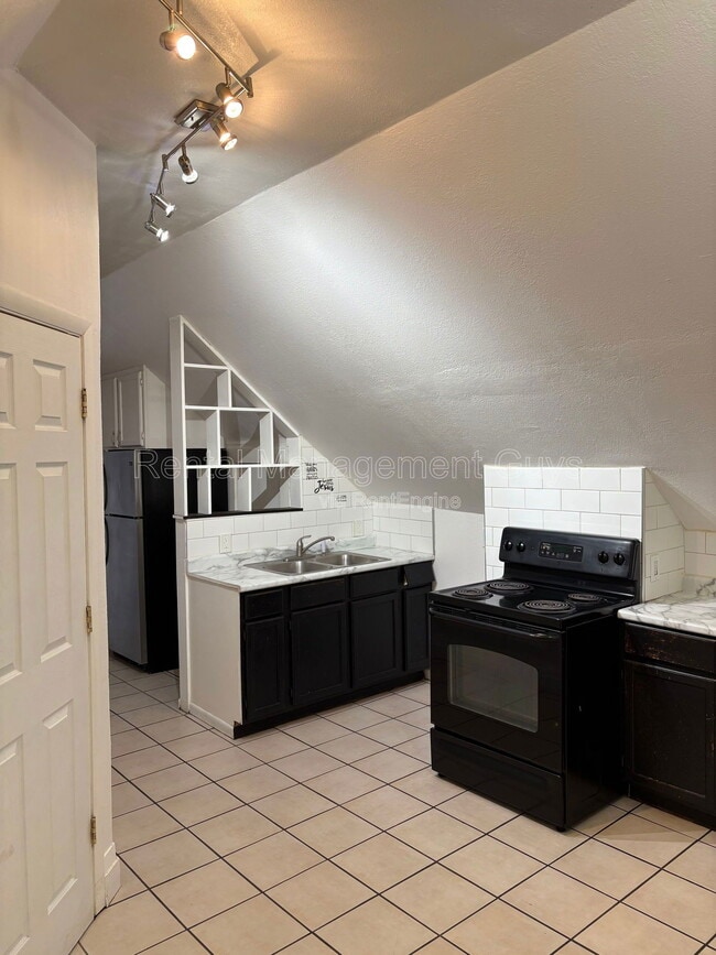 property at 793 Selby Ave