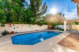 1825 E Arabian Dr in Gilbert, AZ - Building Photo - Building Photo