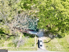 242 Dry Valley Rd in Summerville, GA - Foto de edificio - Building Photo