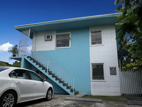 2130 NW 28th St in Miami, FL - Building Photo - Building Photo