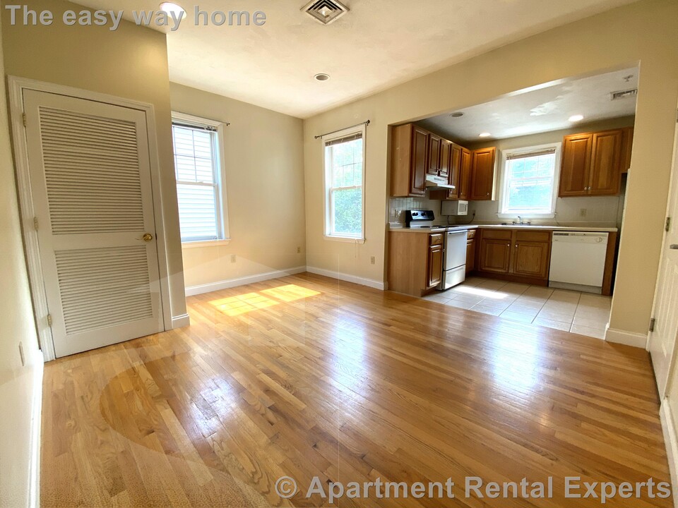 466 Green St in Cambridge, MA - Building Photo
