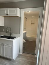 155 Pine Ave, Unit 2nd floor in Schenectady, NY - Building Photo - Building Photo