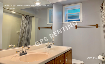 18530 92nd Ave in Bothell, WA - Building Photo - Building Photo