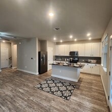 7506 Burnham Pl in Austin, TX - Building Photo - Building Photo