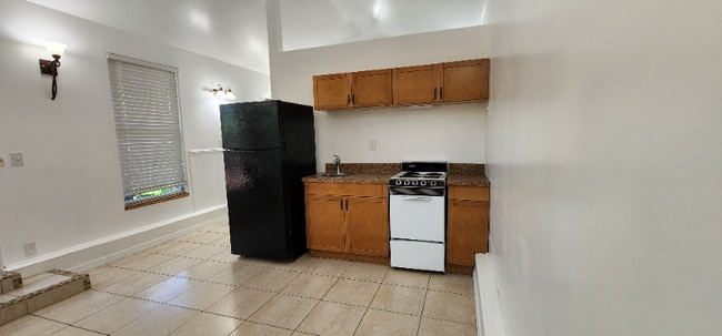 1649 Avocado Ave in Melbourne, FL - Building Photo - Building Photo