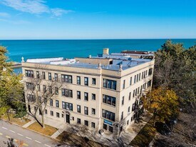 7503 N Eastlake Ter, Unit 2 in Chicago, IL - Building Photo