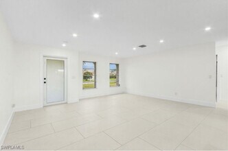 2031 SE 25th Ln in Cape Coral, FL - Building Photo - Building Photo