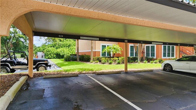 4102 Central Sarasota Pkwy in Sarasota, FL - Building Photo - Building Photo