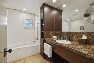 1297 Woodhaven Ln-Unit -209 (single) in Lodi, CA - Building Photo - Building Photo
