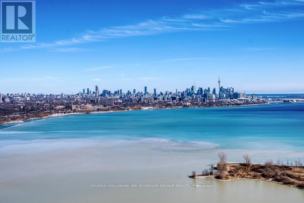 20-4120 Shore Breeze Dr in Toronto, ON - Building Photo